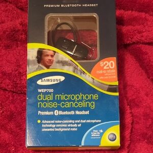 Samsung WEP700 Premium Bluetooth Headset - Black
